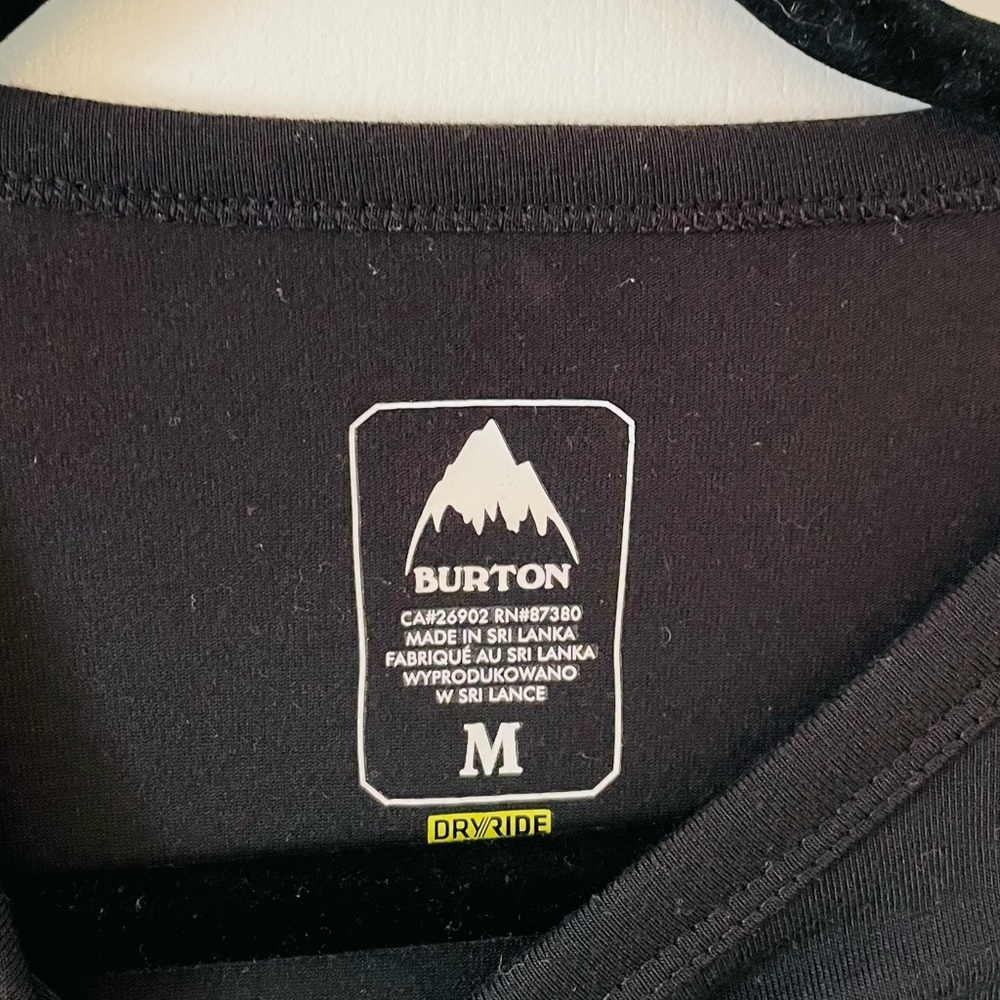 Burton warm long sleep with thumb holes small - Picture 3 of 5